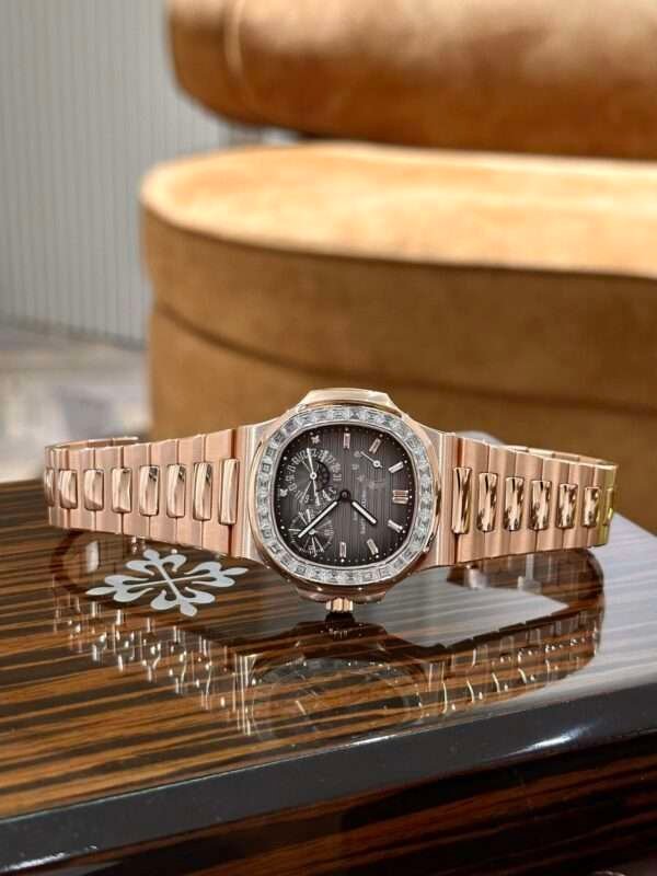 Patek Philippe 5724 Nautilus Replica Gold-Wrapped Moissanite Diamond - Image 3