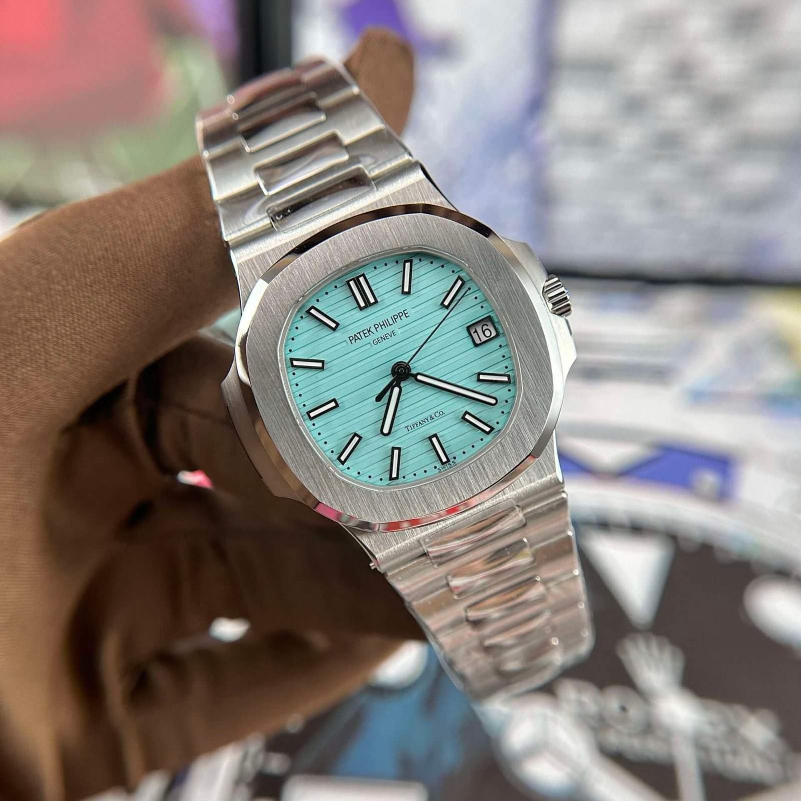 Patek Philippe Nautilus 5711 Tiffany & Co Factory 3K Replica 1:1 Watch 40mm - Image 2