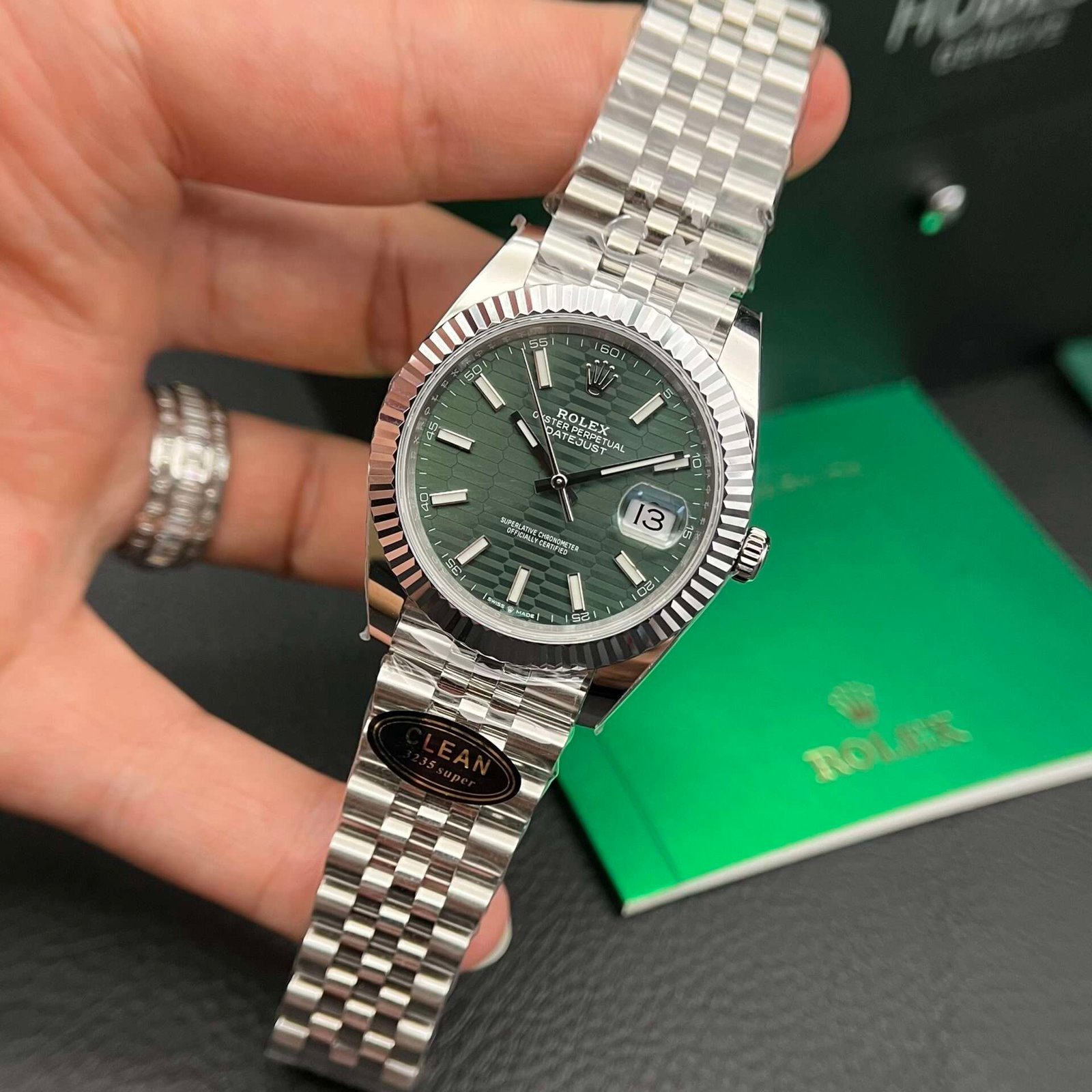 Rolex Replica 11 Watch Datejust 126234 Green Dial Luminous Numbers 36mm - Image 2